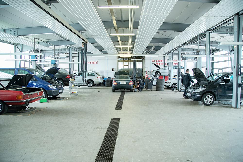Autohaus Wohn